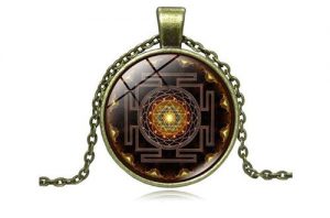 Sacred Geometry Manifestation Pendant Review